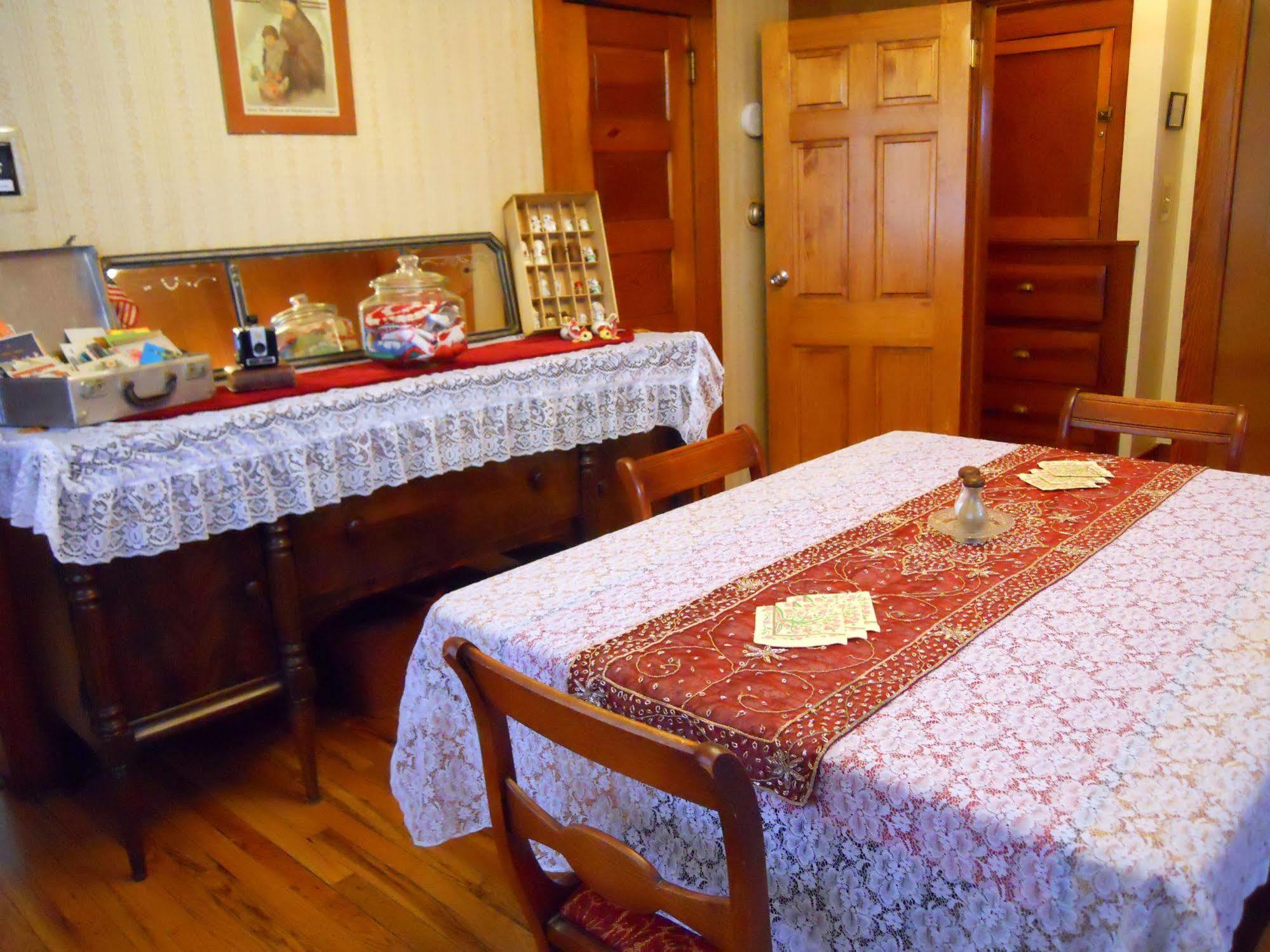 Little River Inn Motel Leon Экстерьер фото