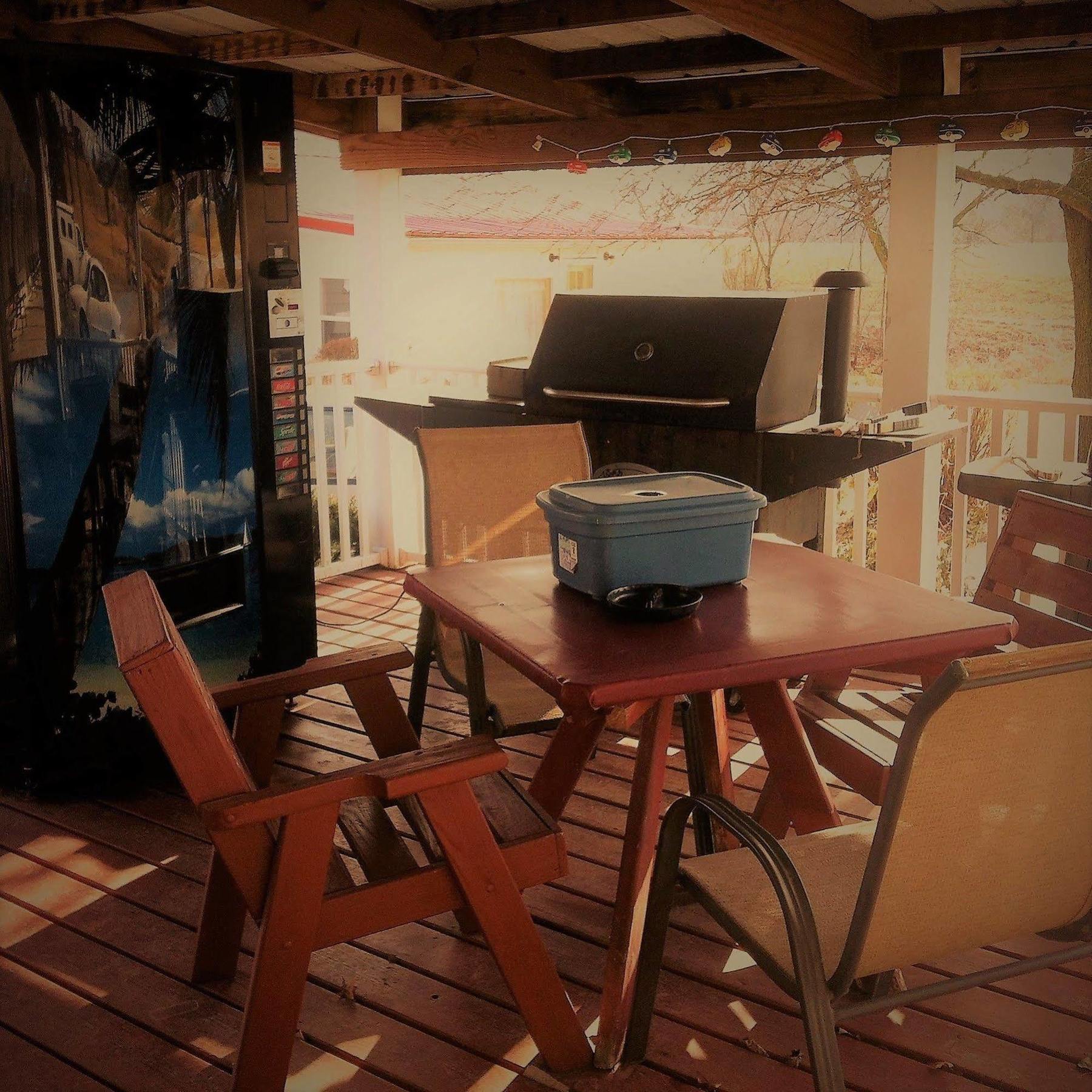 Little River Inn Motel Leon Экстерьер фото