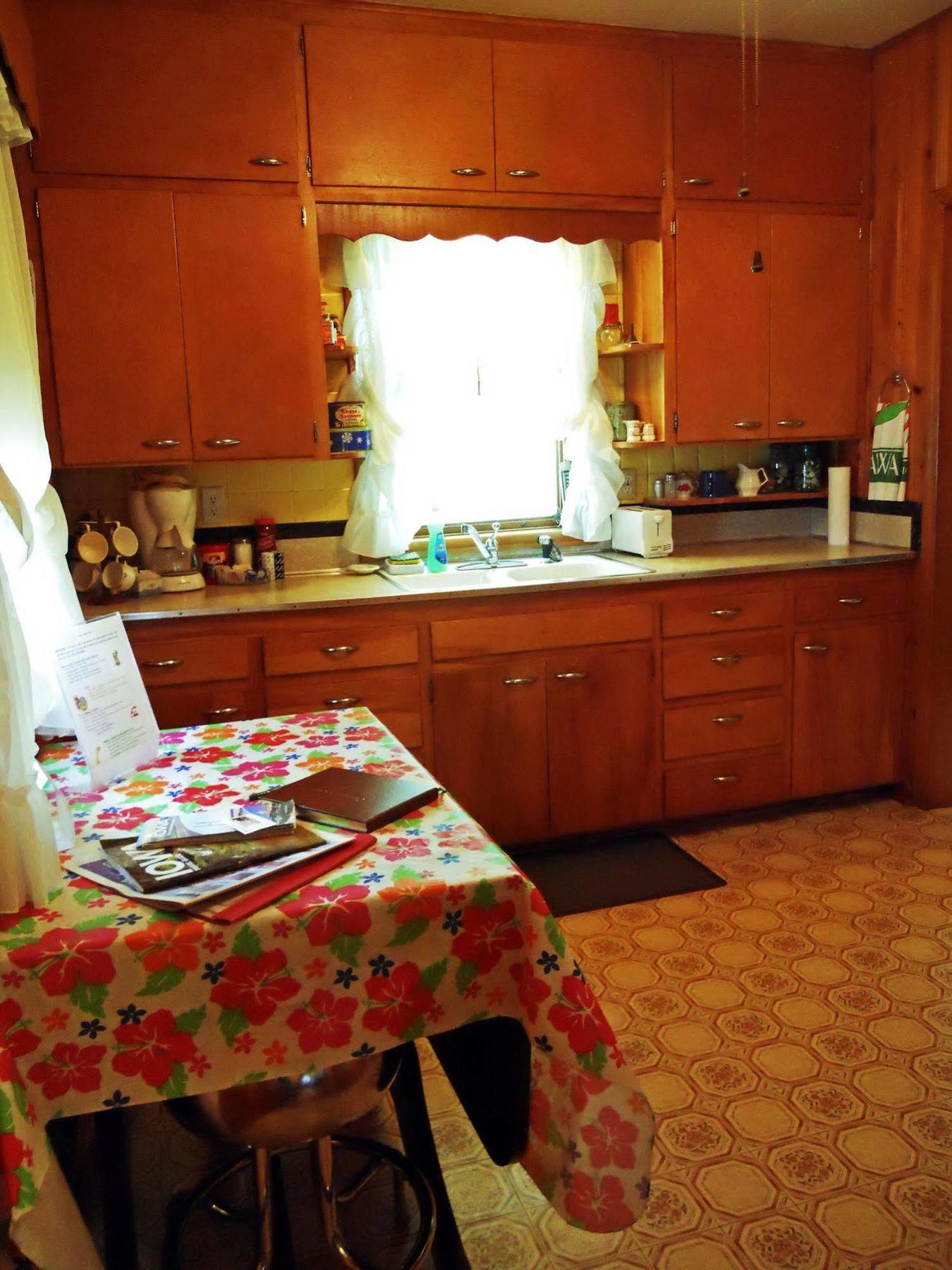 Little River Inn Motel Leon Экстерьер фото