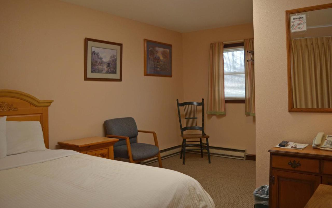 Little River Inn Motel Leon Экстерьер фото